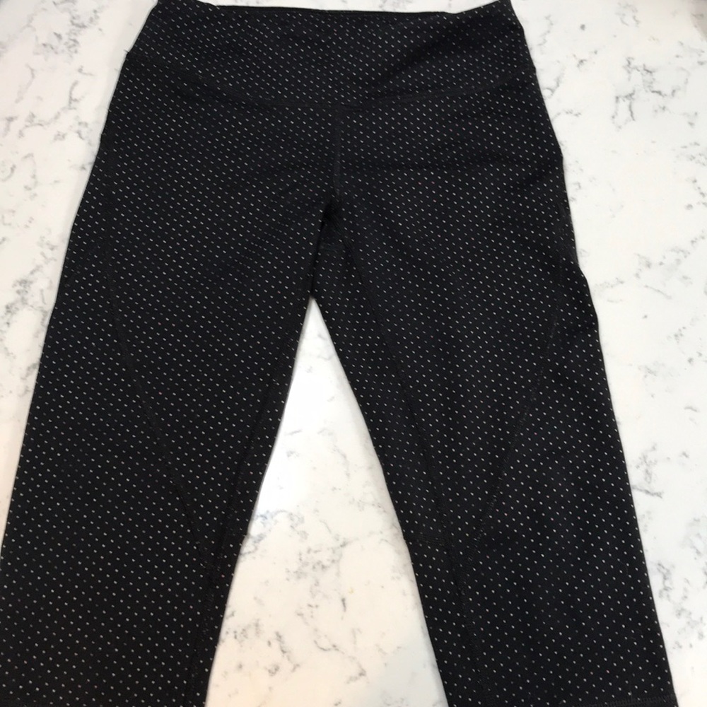 Zella Capri pants.   Preloved. Small